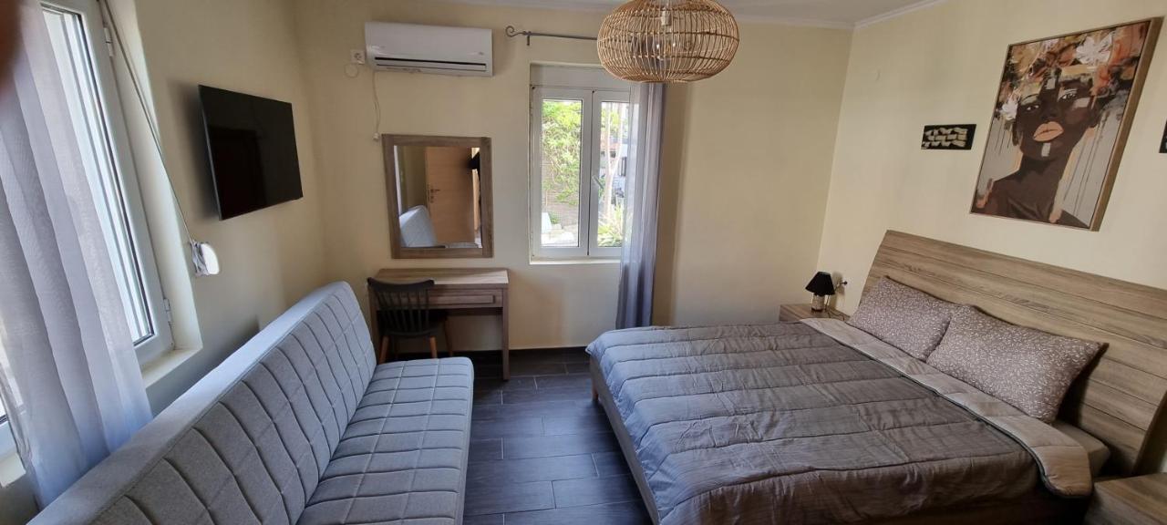 Fifi'S Luxury Apartment Platanés المظهر الخارجي الصورة